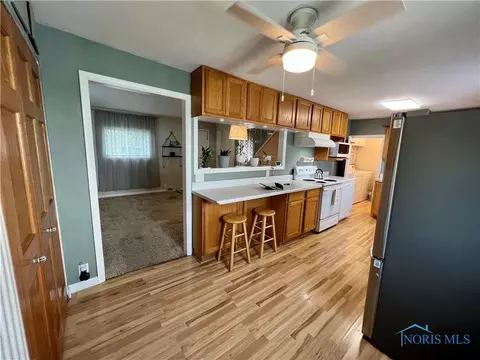 809 Cherry St, Genoa, OH 43430 photo 18