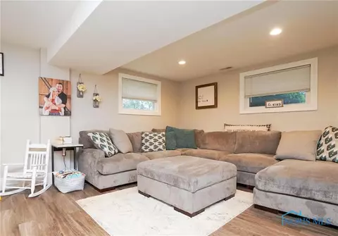 210 Willeke Ave, Ada, OH 45810 photo 17