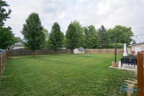 210 Willeke Ave, Ada, OH 45810 photo 33