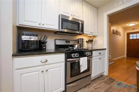 210 Willeke Ave, Ada, OH 45810 photo 6