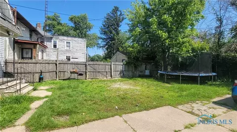 2145 Dorr St, Toledo, OH 43607 photo 18