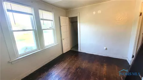 2145 Dorr St, Toledo, OH 43607 photo 7