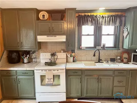 1005 E Second St, Ottawa, OH 45875 photo 6