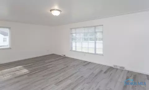 904 Secor Rd, Toledo, OH 43607 photo 37