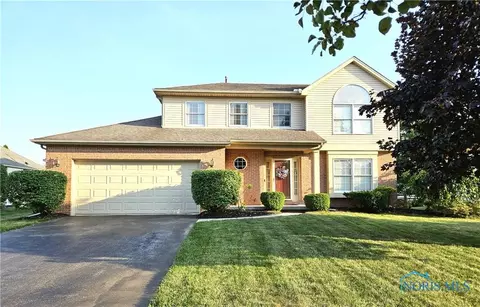 108 Longmeadow Dr, Holland, OH 43528