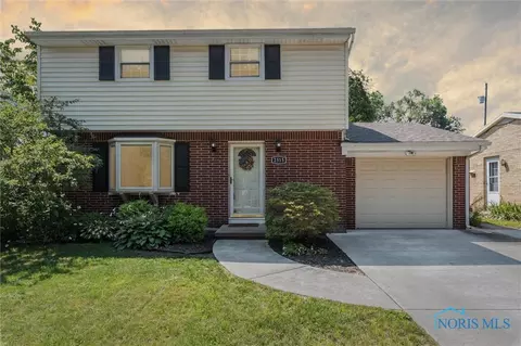 2515 Edgebrook Dr, Toledo, OH 43613