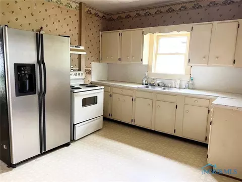 2398 Anthony St, Dola, OH 45835 photo 7