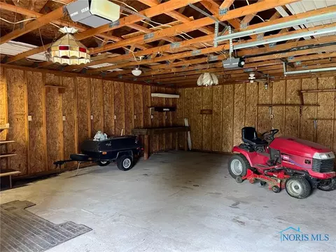 2398 Anthony St, Dola, OH 45835 photo 6