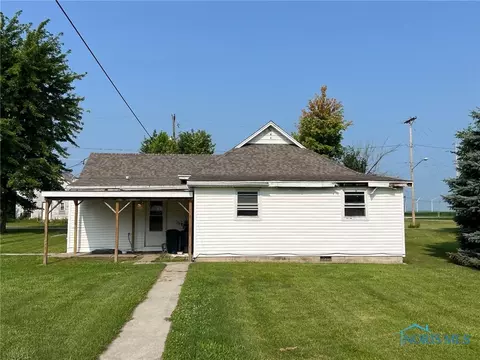 2398 Anthony St, Dola, OH 45835 photo 2