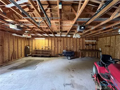 2398 Anthony St, Dola, OH 45835 photo 5