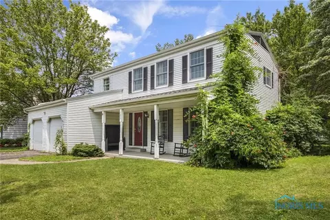 125 Cedar Ct, Perrysburg, OH 43551