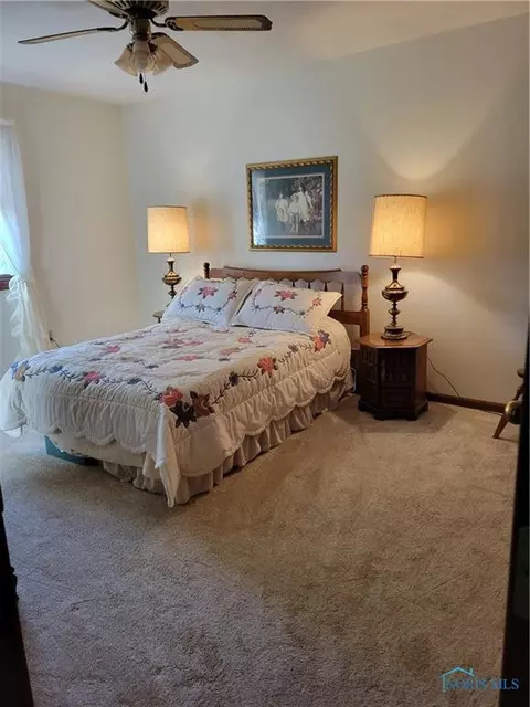505 Thackeray Rd, Maumee, OH 43537 photo 24