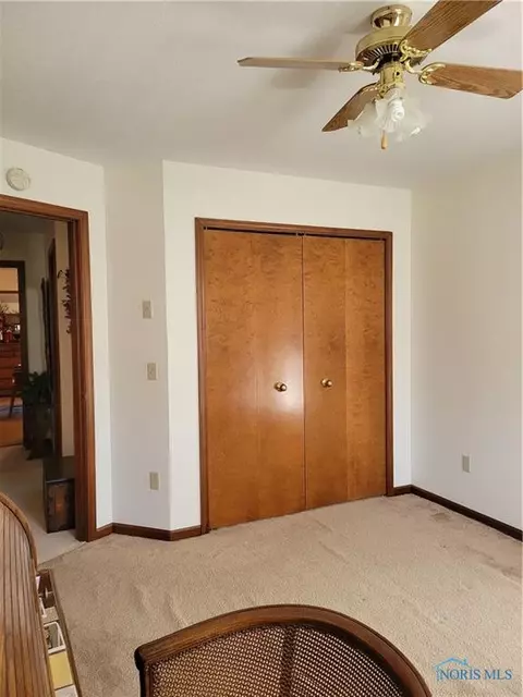 505 Thackeray Rd, Maumee, OH 43537 photo 28