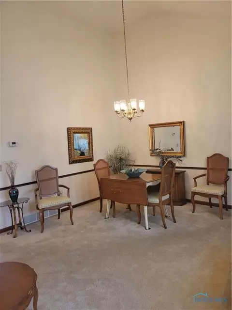 505 Thackeray Rd, Maumee, OH 43537 photo 8