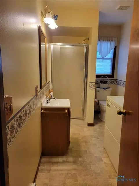 505 Thackeray Rd, Maumee, OH 43537 photo 30