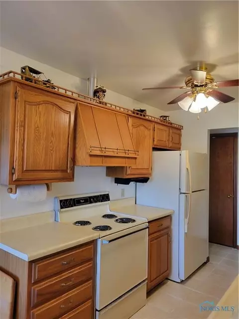 505 Thackeray Rd, Maumee, OH 43537 photo 11
