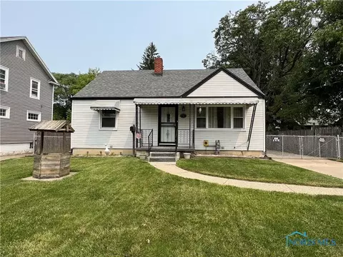 1716 Barrows St, Toledo, OH 43613