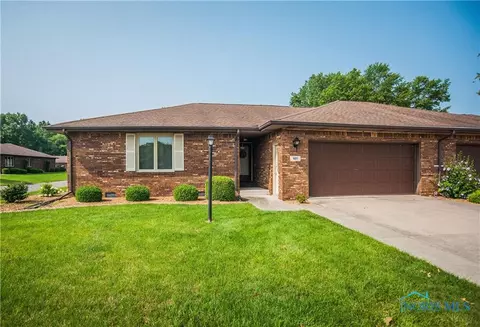 601 Chinook Ave, Defiance, OH 43512