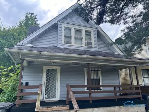 1243 Avondale Ave, Toledo, OH 43607