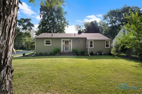 1930 Penn Rd, Toledo, OH 43615