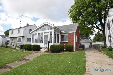 5129 Hallgate Ave, Toledo, OH 43612