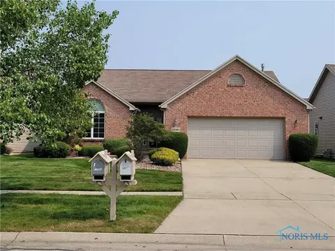 10084 N Shannon Hills Dr, Perrysburg, OH 43551