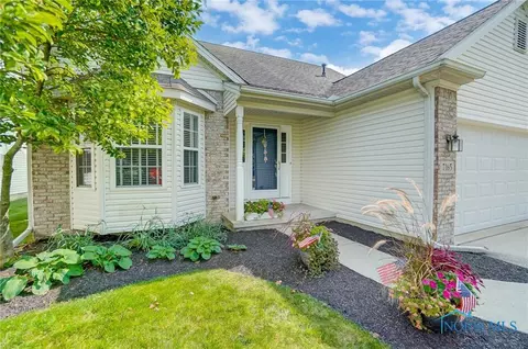 7165 Venetian Bay Ct, Maumee, OH 43537