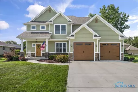 1447 Margaretha Ln, Bowling Green, OH 43402