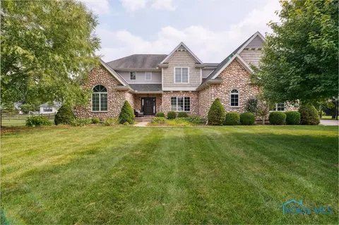 4011 Hollyhock Ln, Maumee, OH 43537