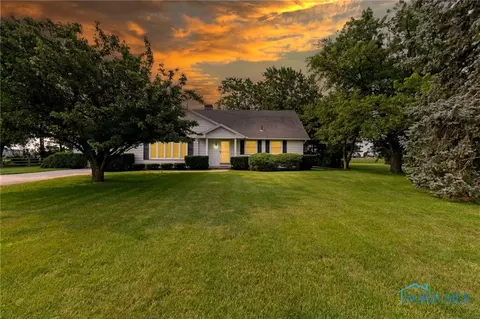 21700 W State Route 579, Curtice, OH 43412
