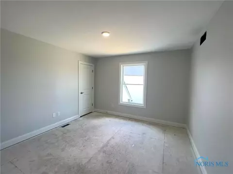 1960 Caleb Ct, Waterville, OH 43566 photo 8