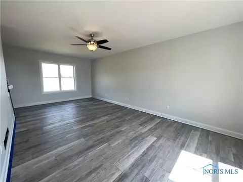 1960 Caleb Ct, Waterville, OH 43566 photo 7