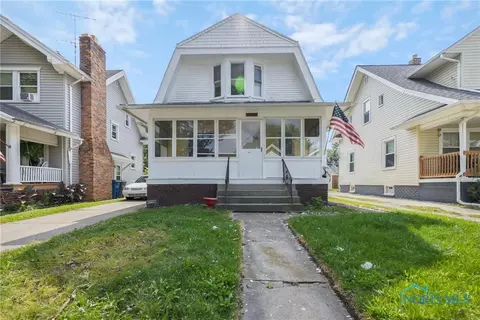 926 Ogden Ave, Toledo, OH 43609