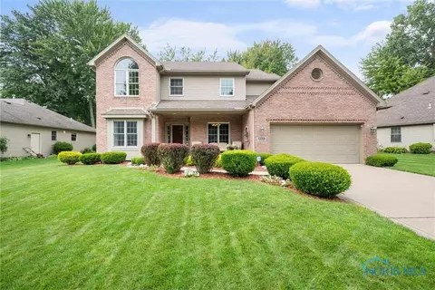 782 Whisperwood Pkwy, Holland, OH 43528