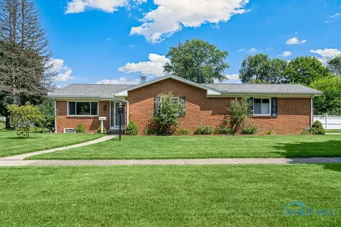 6102 Foth Dr, Toledo, OH 43613