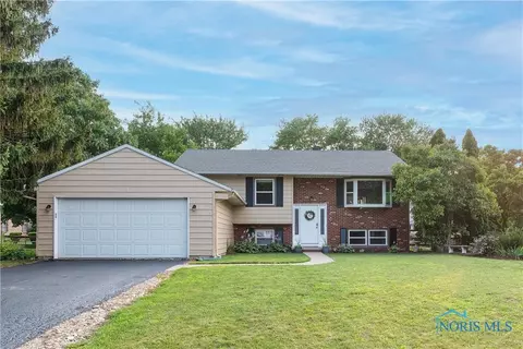 146 Pheasant Dr, Perrysburg, OH 43551