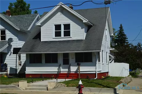 557 Clark St, Toledo, OH 43605