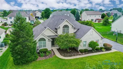 4801 Farm Creek Ln, Sylvania, OH 43560