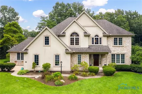 2010 Austin Bluffs Ct, Toledo, OH 43615