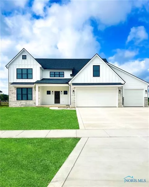 9448 Newbury Ln, Whitehouse, OH 43571