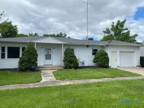 101 N Park St, Deshler, OH 43516