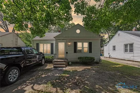 4909 Harvest Ln, Toledo, OH 43623