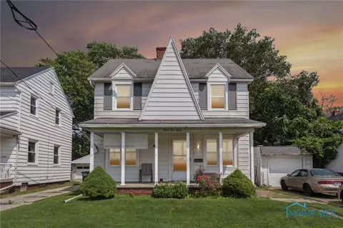 4112 Douglas Rd, Toledo, OH 43613