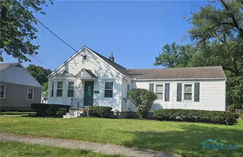 532 Lynnhaven Dr, Toledo, OH 43609