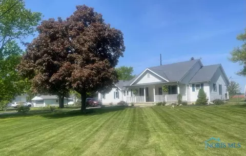 6612 State Route 105, Pemberville, OH 43450