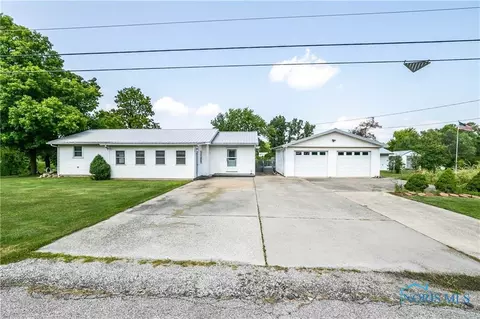 23051 Elliott Rd, Defiance, OH 43512