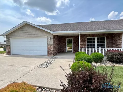 206 N Woodwind Dr, Attica, OH 44807