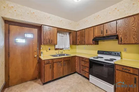 1007 Alldays Ave, Toledo, OH 43607 photo 17