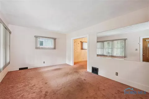 1007 Alldays Ave, Toledo, OH 43607 photo 9
