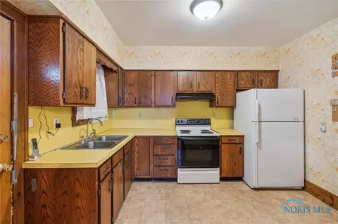 1007 Alldays Ave, Toledo, OH 43607 photo 14
